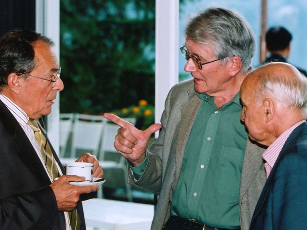 Collegium Funding Meeting IV, 2002